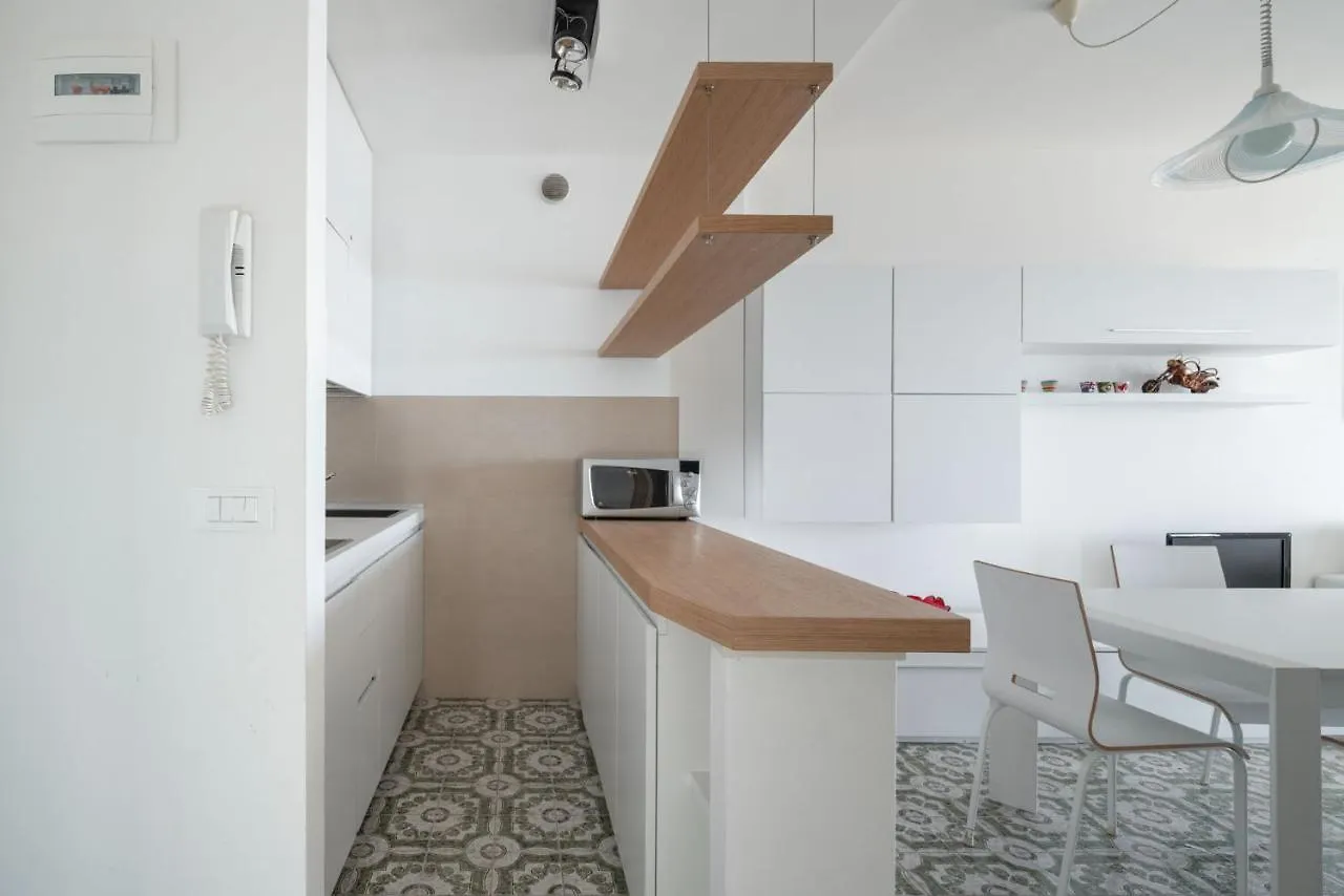 דירות לידו די ג'סולו Playa Grande 504 - Immobiliare Living